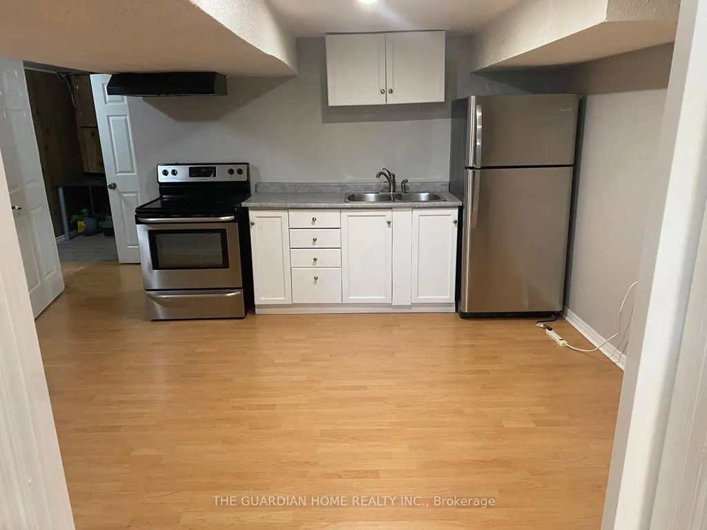 111 Rands Road, Ajax