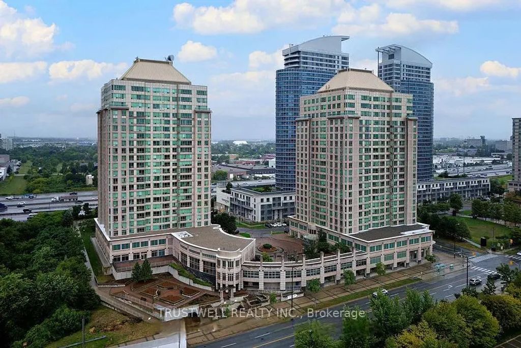 8 Lee Centre Drive 1509, Toronto E09