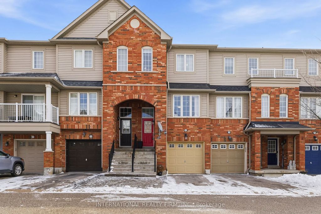 35 Ventura Lane, Ajax