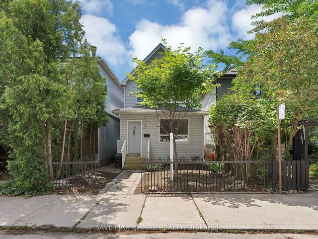 19 Minto Street, Toronto E01