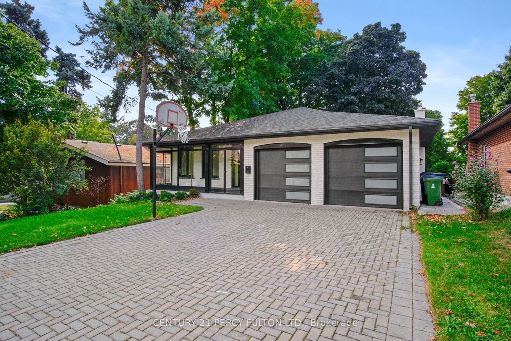 78 Agincourt Drive, Toronto E07