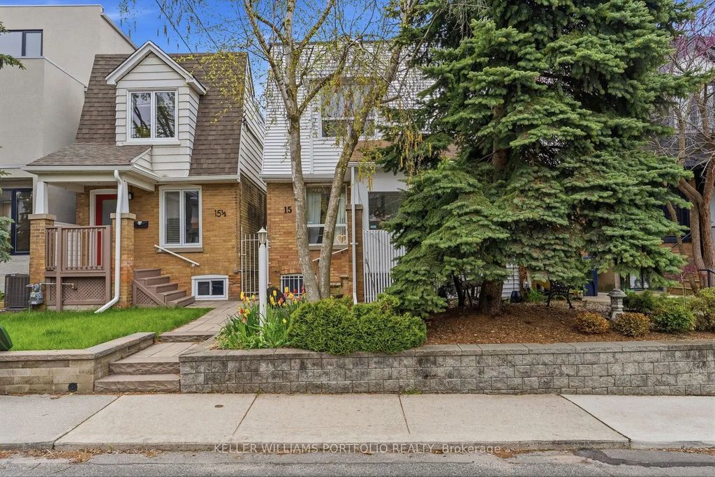 15 Myrtle Avenue, Toronto E01