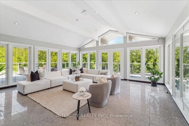3505 Cochrane Street, Whitby