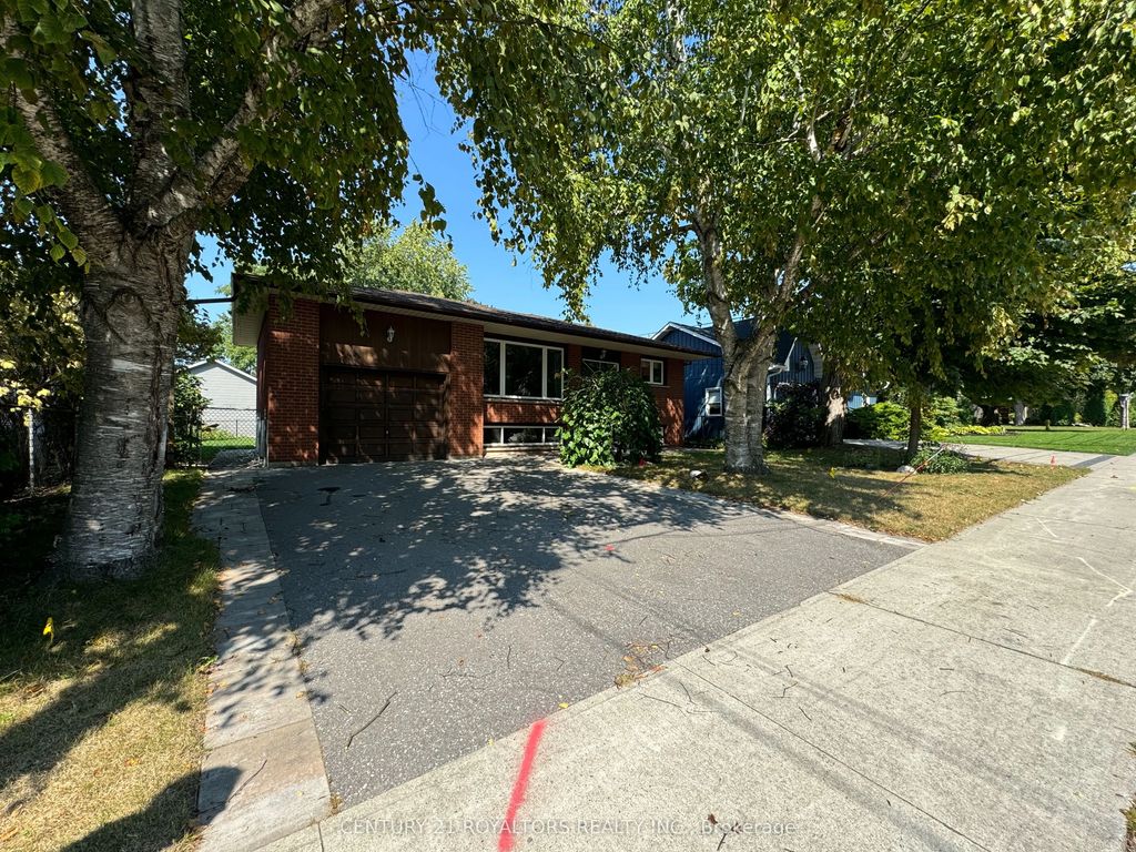 404 Trent Street W Bsmt, Whitby