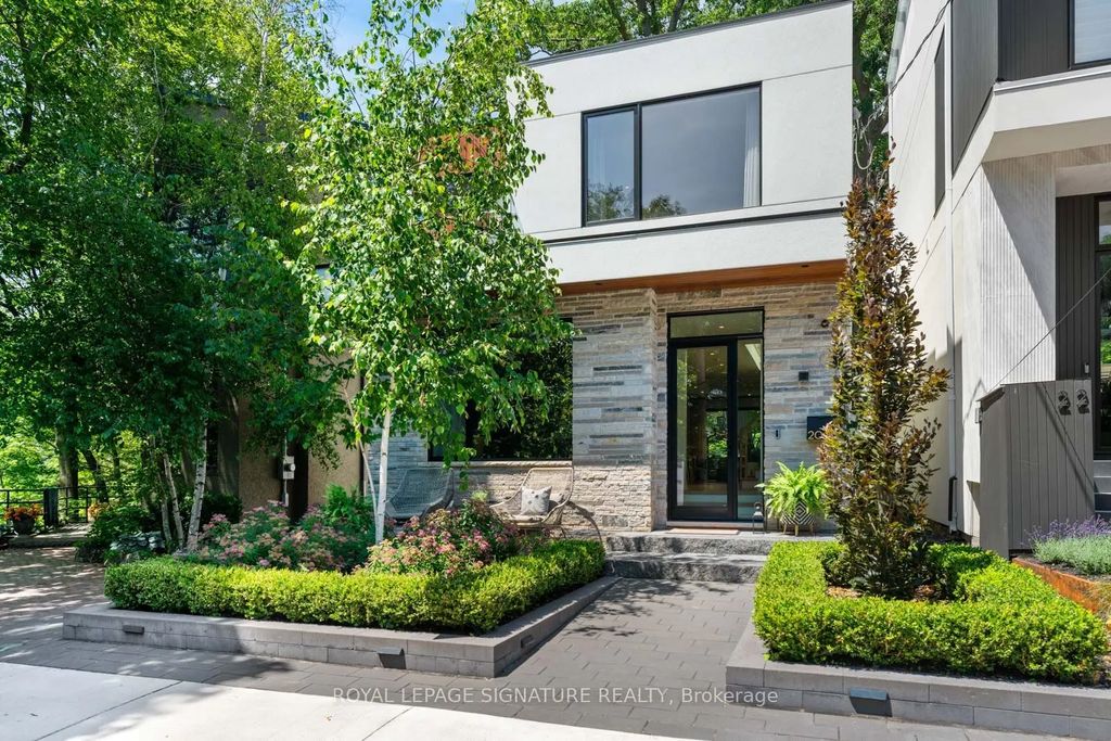 20 Duart Park Road, Toronto E02