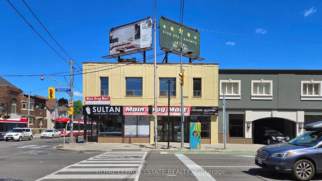 2558 Danforth Avenue B101, Toronto E02