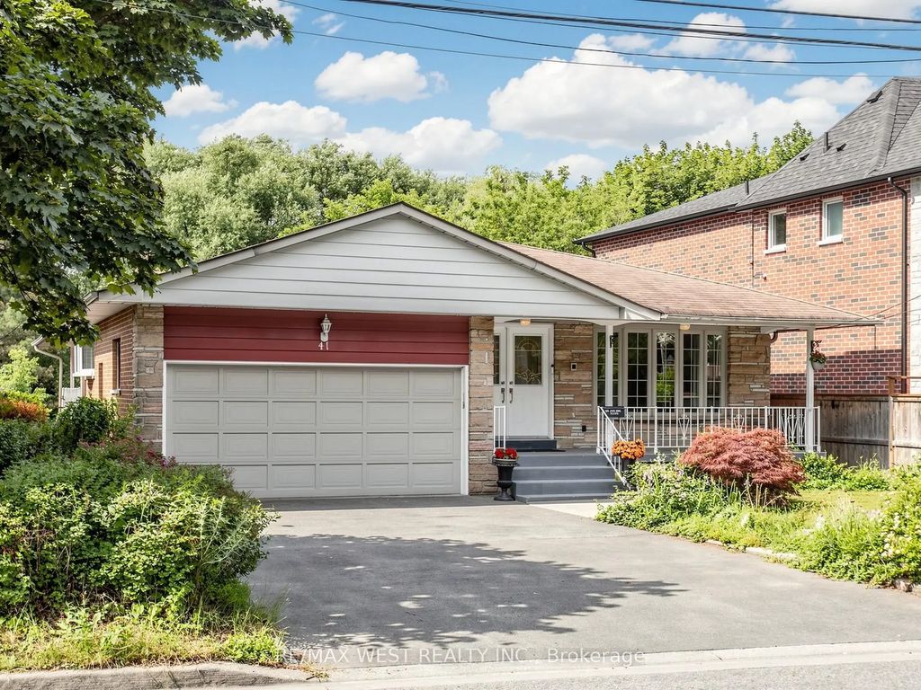 41 Burnview Crescent, Toronto E09