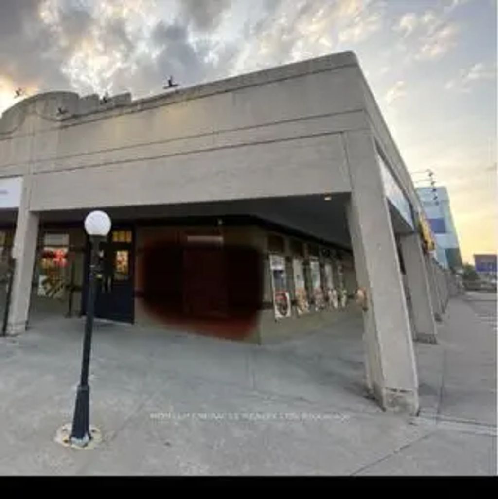 1550 Kingston Road 1, Pickering