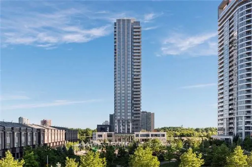 255 Village Green Square 707, Toronto E07