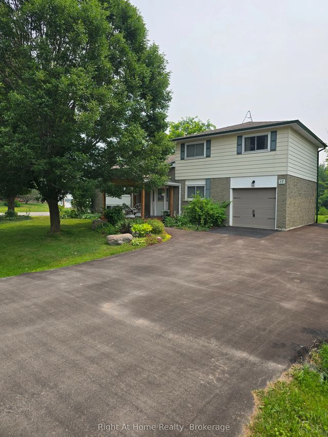17 Crestview Avenue, Scugog