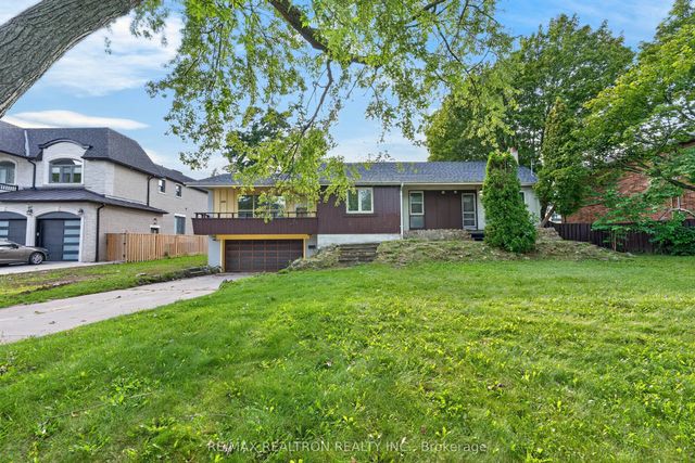 400 Manse Road, Toronto E10