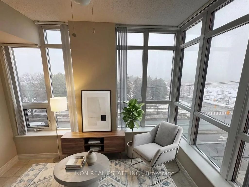 100 Scottfield Drive 615, Toronto E07
