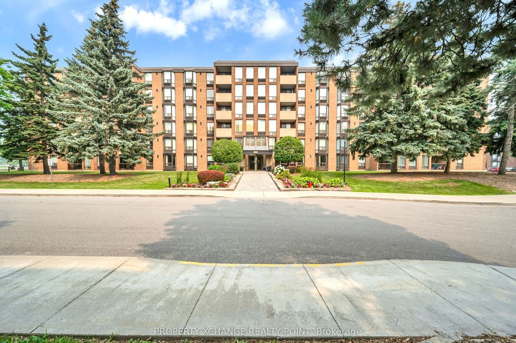 1535 Diefenbaker Court 109, Pickering