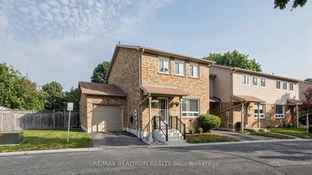 1640 Nichol Avenue 4, Whitby