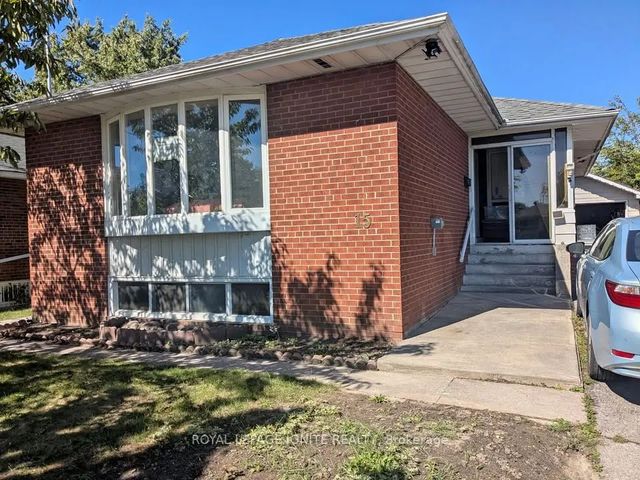 15 Beacham Crescent Main, Toronto E05