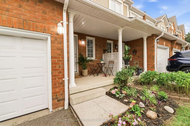 10 Bassett Boulevard 25, Whitby