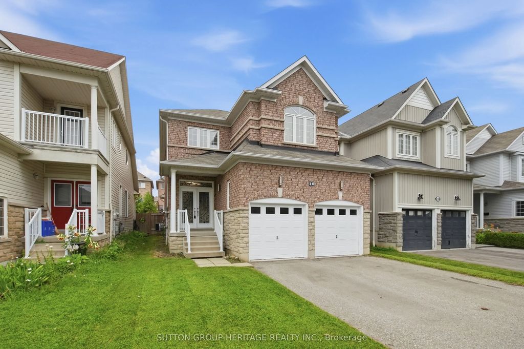 16 Shrewsbury Drive, Whitby