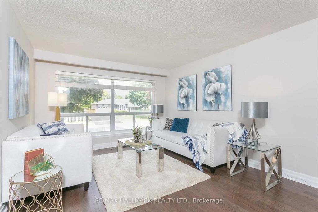 52 Tweedrock Crescent Main Floor, Toronto E09