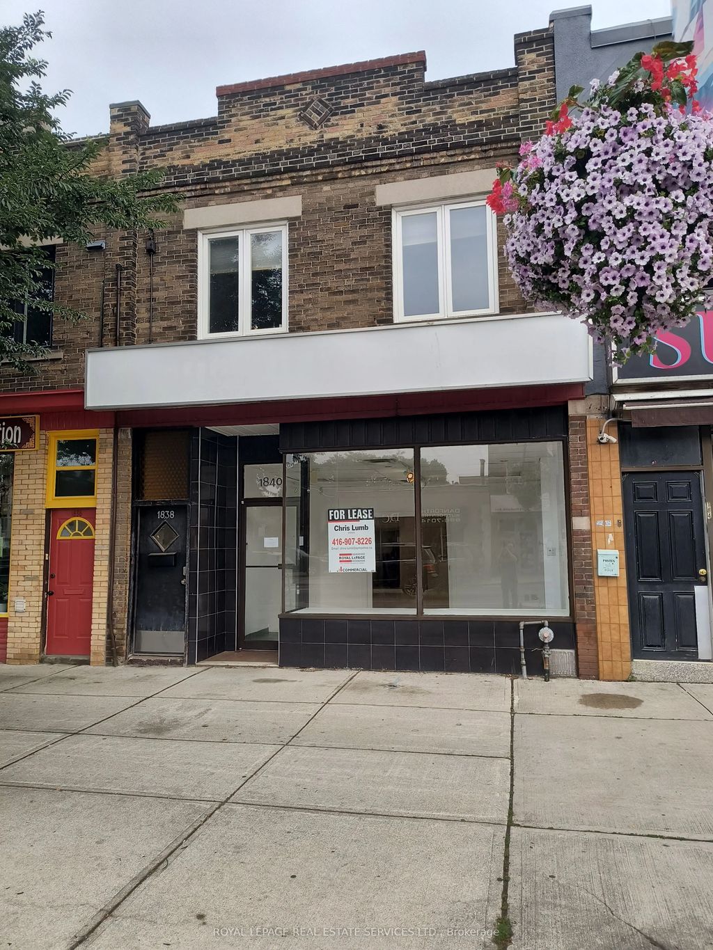 1840 Danforth Avenue, Toronto E03