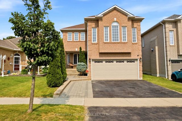 131 Tom Edwards Drive, Whitby