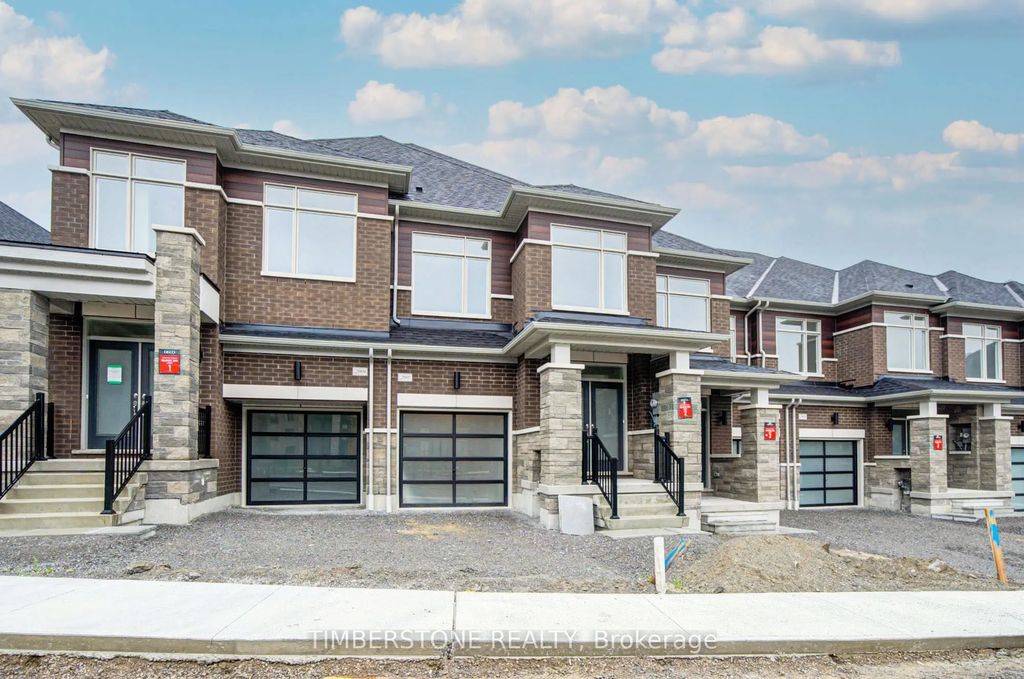 2907 Nakina Street, Pickering
