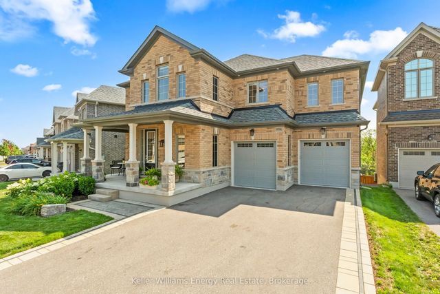 1956 Don White Court, Oshawa
