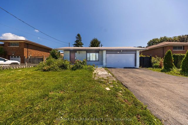 109 Thickson Road S, Whitby