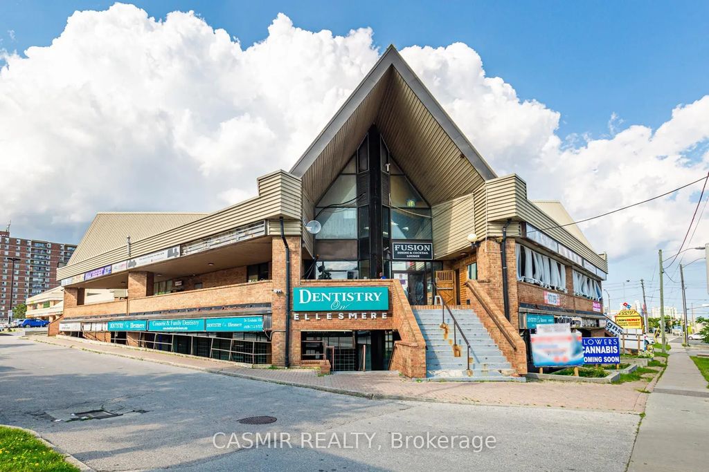 880 Ellesmere Road N235, Toronto E04