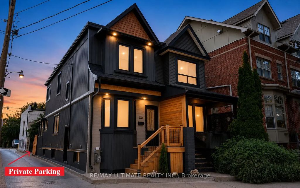 906 Logan Avenue, Toronto E03