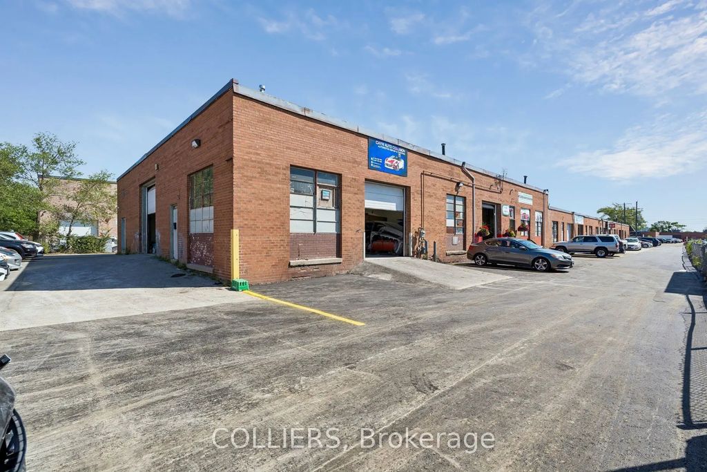 122 Manville Road, Toronto E04