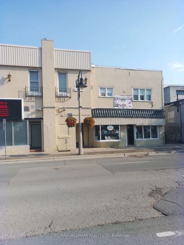 26 Simcoe Street N, Oshawa