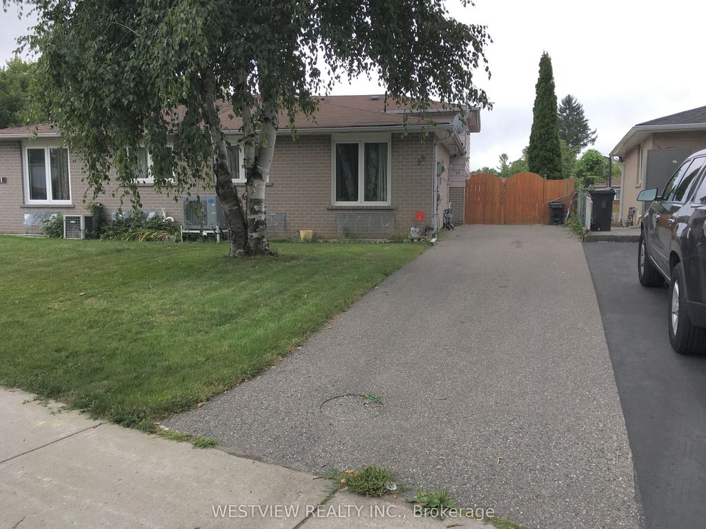 19 Coxworth Crescent, Toronto E11