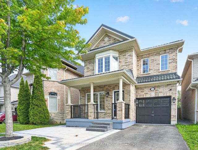 32 Whitlock Crescent, Ajax