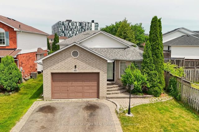 1922 Dalhousie Crescent, Oshawa
