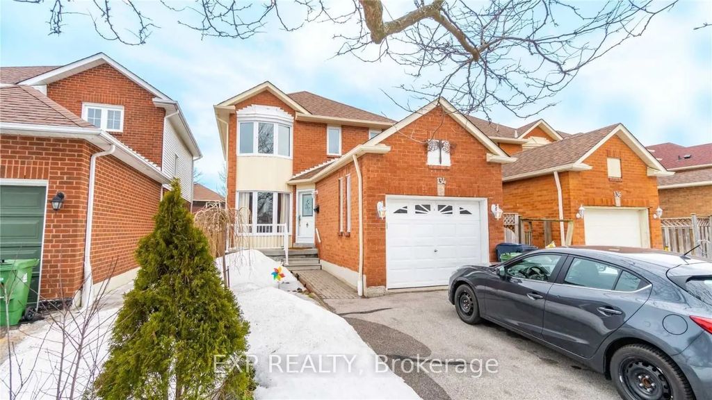 134 Sandown Avenue Bsmt, Toronto E06