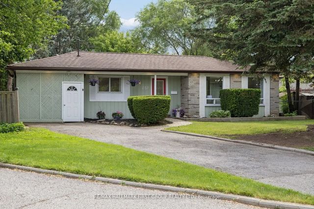 861 Boxworth Place, Pickering