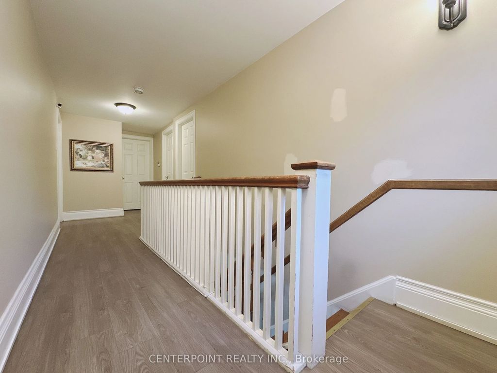 555 Military Trail Apt 1, Toronto E09