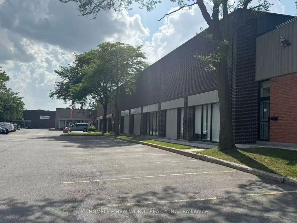 152 Shorting Road, Toronto E07