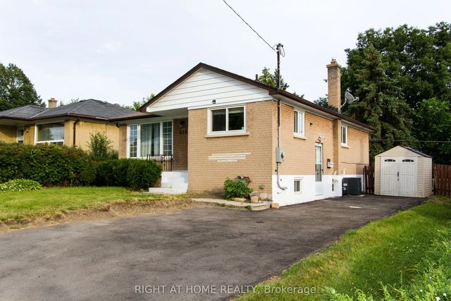 659 Shakespeare Avenue, Oshawa