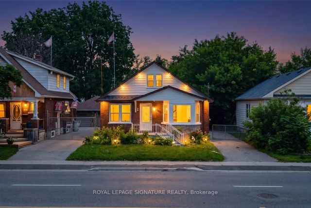 195 Park Road S, Oshawa