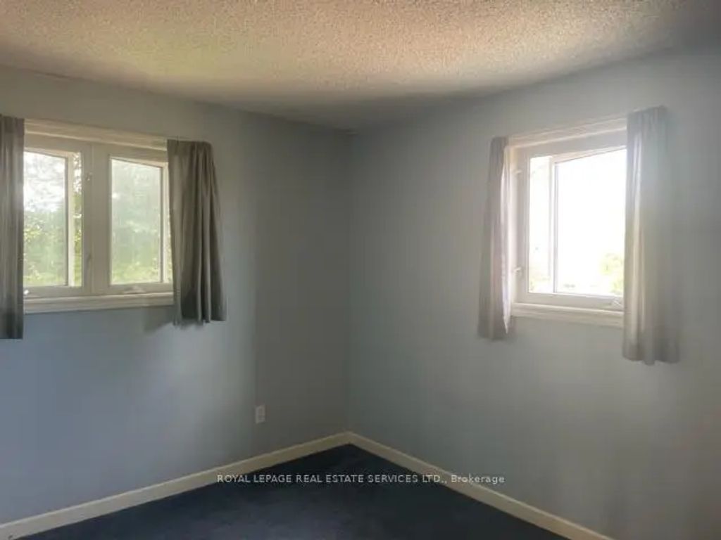 12 Coniston Road, Toronto E04