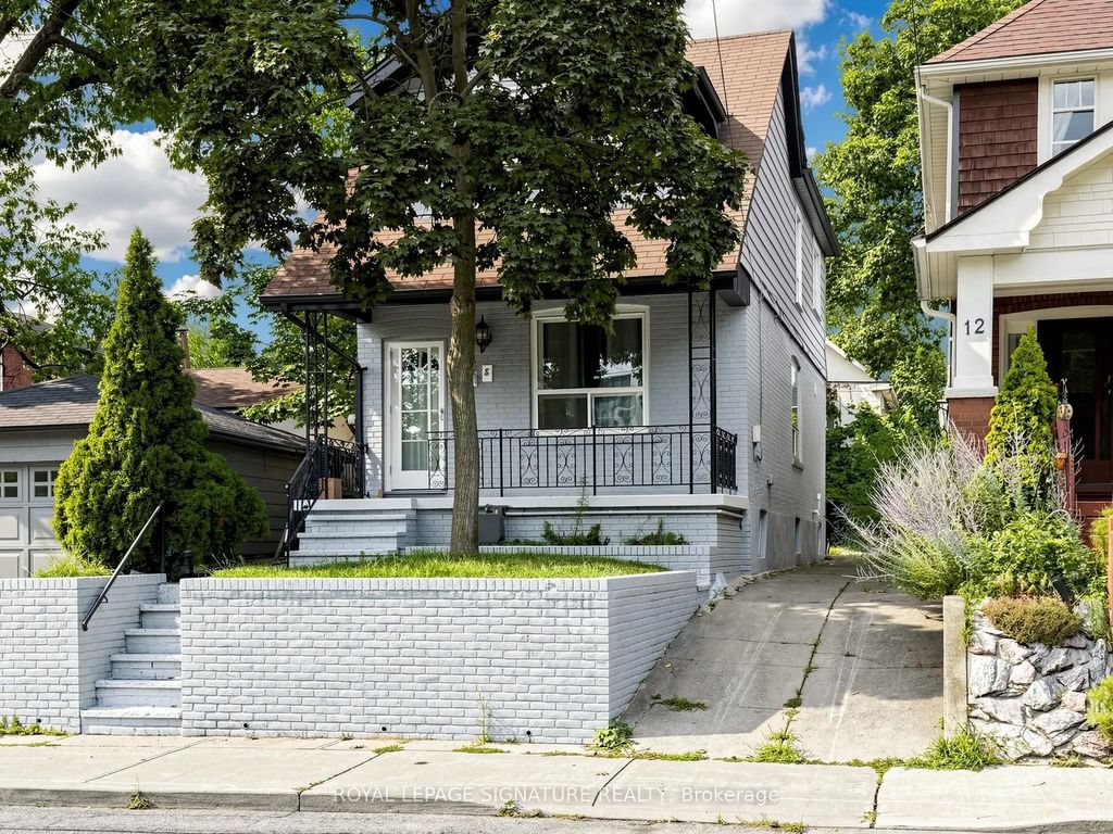 8 Harris Avenue, Toronto E02