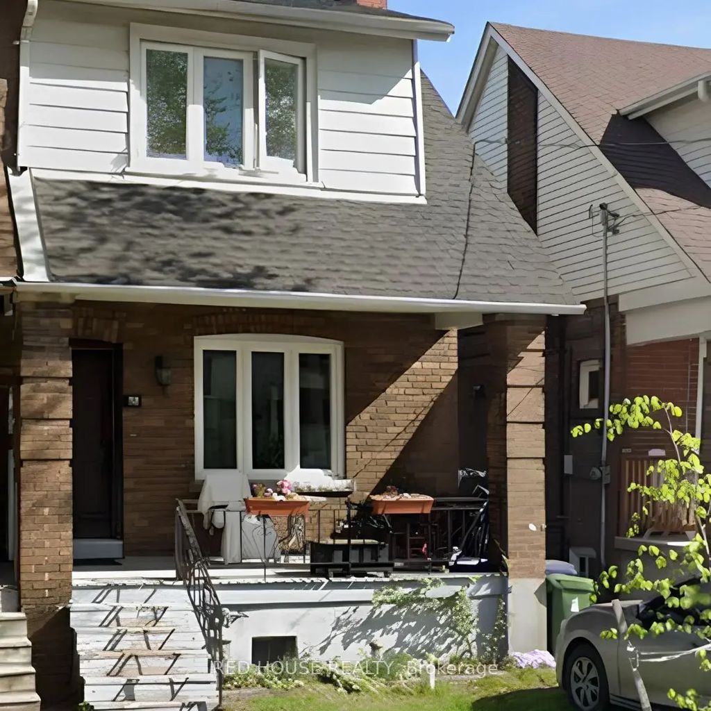 32 Glebeholme Boulevard, Toronto E03