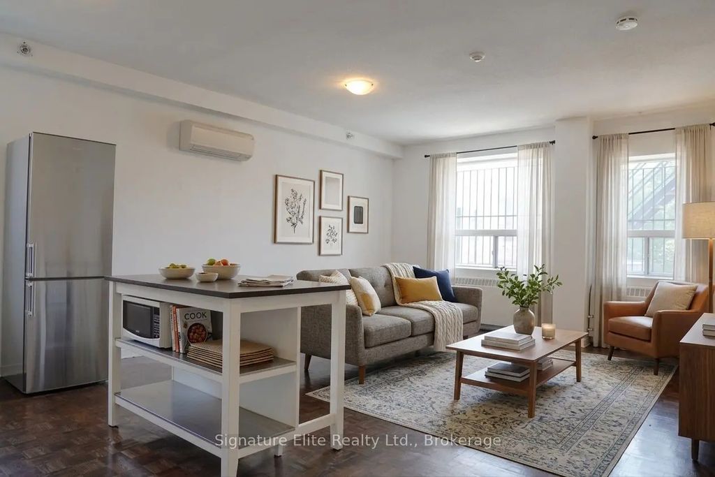 529 Danforth Avenue 2, Toronto E01