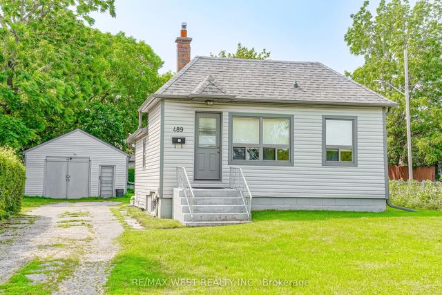 489 Dean Avenue, Oshawa