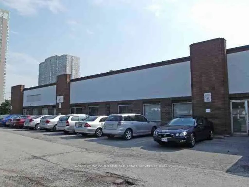 670 Progress Avenue 12, Toronto E09