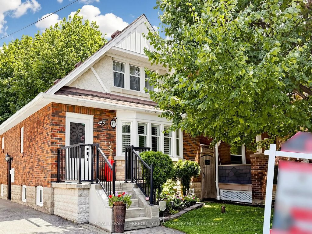 67 Barrington Avenue, Toronto E03