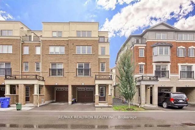 37 Filly Path N 457, Oshawa