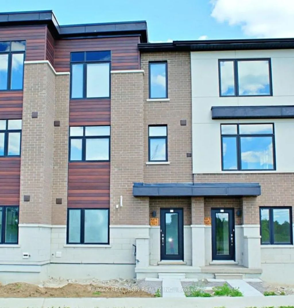 1695 Dersan Street E 1206, Pickering