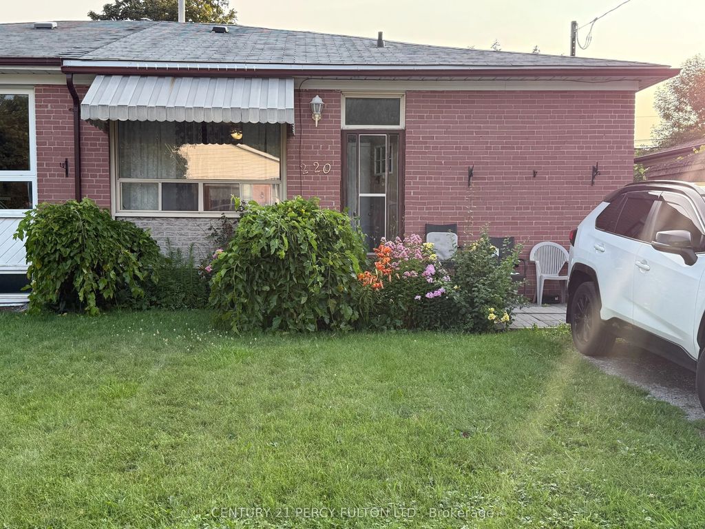 220 Rosedale Drive Unit 1, Whitby